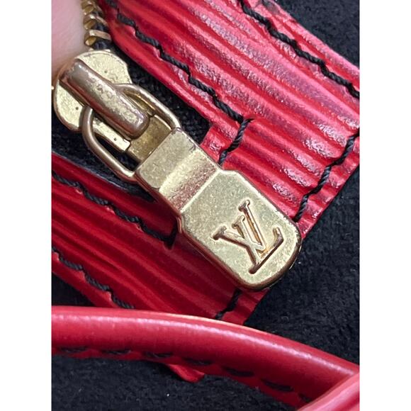 Louis Vuitton Noé Red Epi Leather Bucket Shoulder Bag Made in France A20970 - Picture 8 of 16